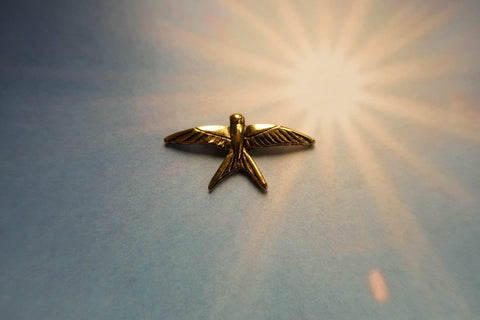 Swallow Gold Lapel Pin