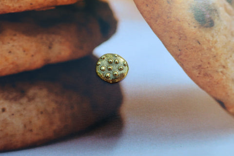 Cookie Gold Lapel Pin