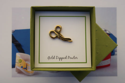Trauma Shears Gold Lapel Pin