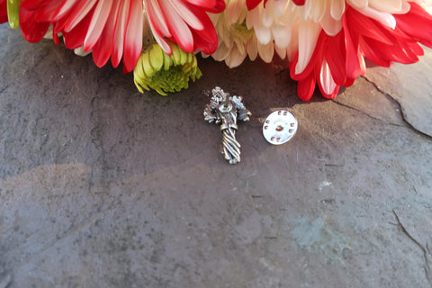 Bouquet of Flowers Lapel Pin