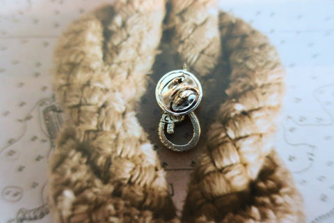 Bowline Knot Lapel Pin