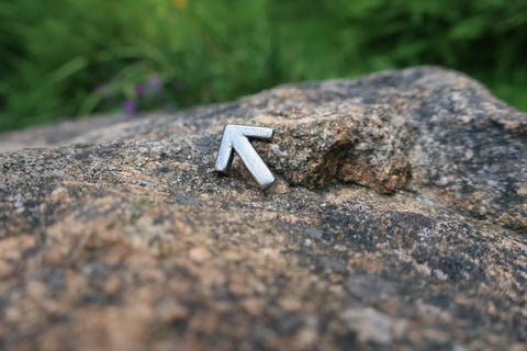 Arrow Lapel Pin