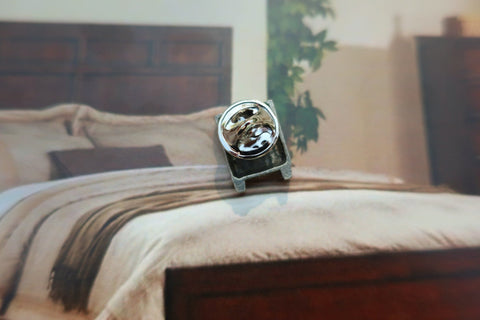 Dresser Lapel Pin