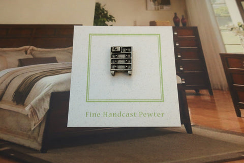 Dresser Lapel Pin