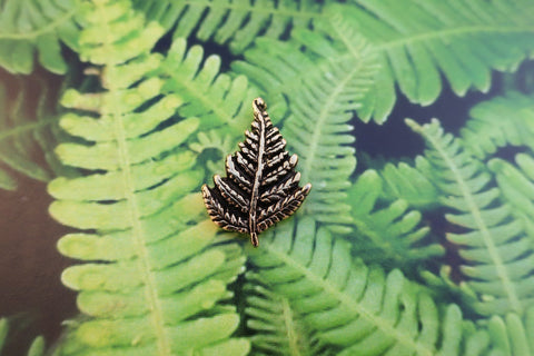 Fern Gold Lapel Pin