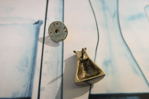 Flask Lapel Pin