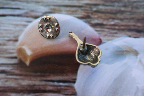 Garlic Lapel Pin