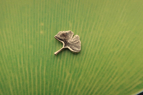 Ginkgo Leaf Gold Lapel Pin