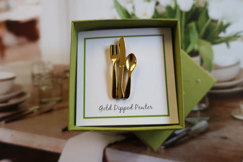 Fork Knife and Spoon Gold Lapel Pin