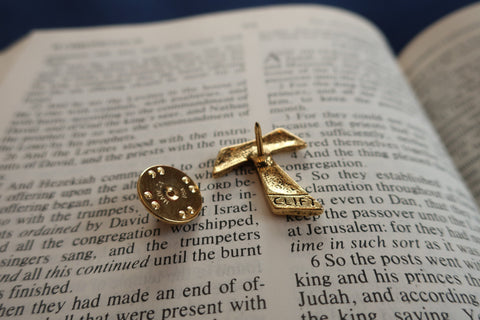 Franciscan Tau Gold Lapel Pin
