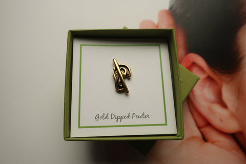 Hard of Hearing Gold Lapel Pin