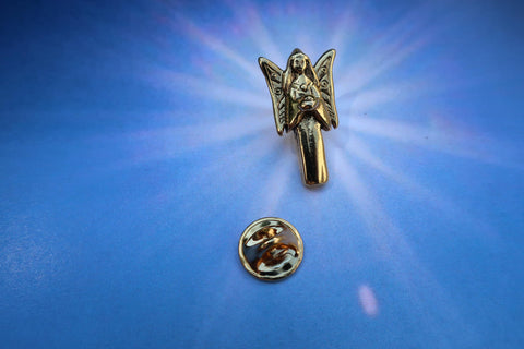 Angel Gold Lapel Pin