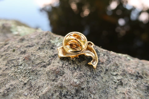 Bass Gold Lapel Pin