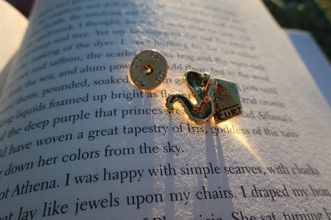 Bookworm Gold Lapel Pin