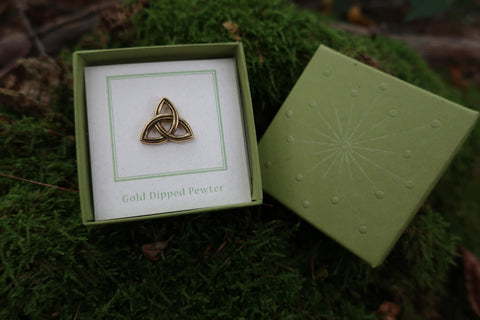 Celtic Knot Gold Lapel Pin