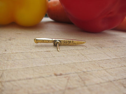 Chef's Knife Gold Lapel Pin