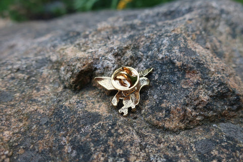 Falcon Gold Lapel Pin