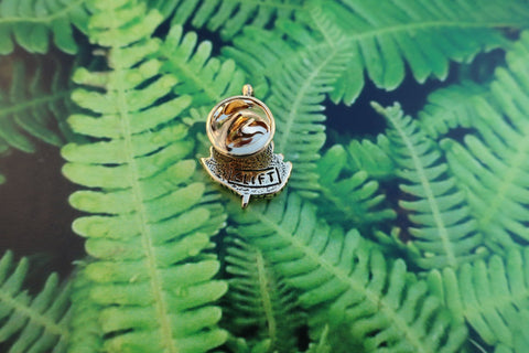 Fern Gold Lapel Pin