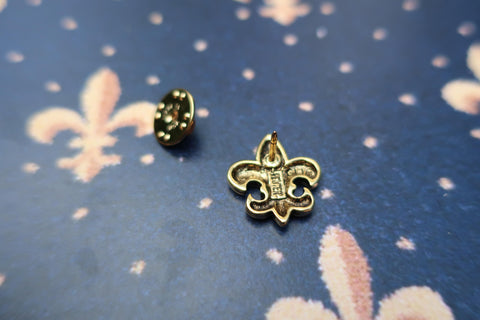 Fleur de Lis Gold Lapel Pin
