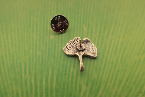 Ginkgo Leaf Gold Lapel Pin