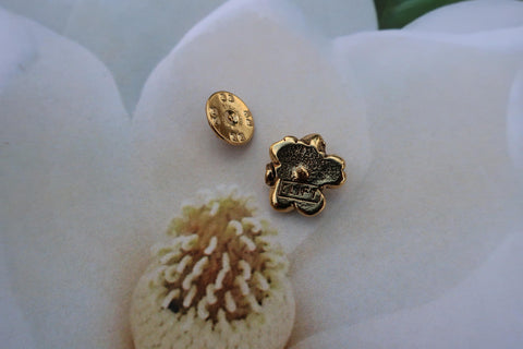 Magnolia Gold Lapel Pin