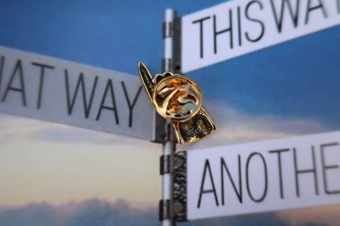 Pointing Finger Gold Lapel Pin