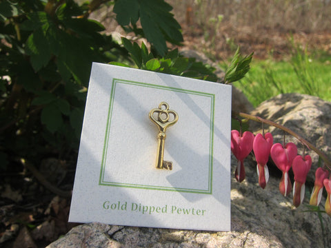 Skeleton Key Gold Lapel Pin