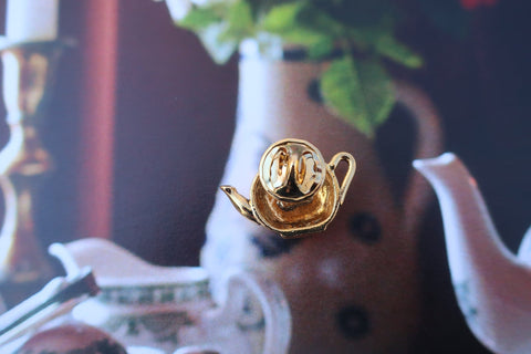 Teapot Gold Lapel Pin