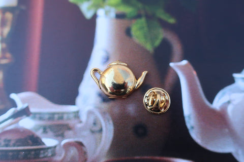 Teapot Gold Lapel Pin