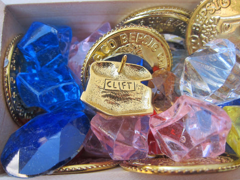 Treasure Chest Gold Lapel Pin