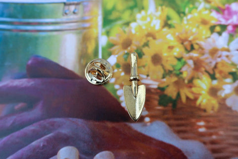 Trowel Gold Lapel Pin