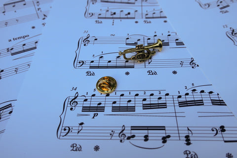 Trumpet Gold Lapel Pin