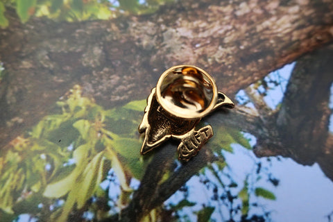 Vulture Gold Lapel Pin