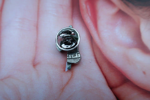 Hard of Hearing Lapel Pin