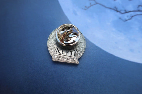 Howling Wolf Lapel Pin