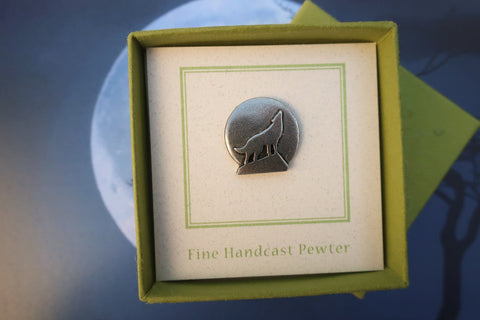 Howling Wolf Lapel Pin