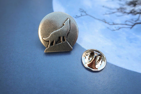 Howling Wolf Lapel Pin