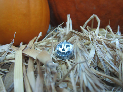 Jack O' Lantern Lapel Pin