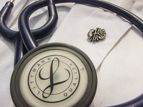 Kidneys Lapel Pin