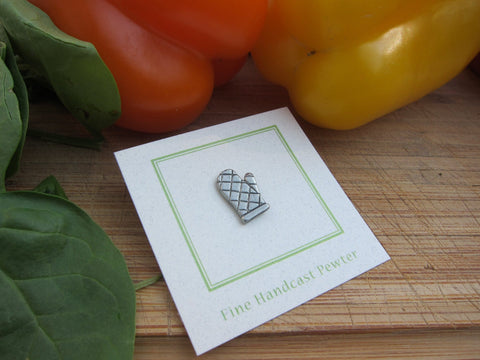 Oven Mitt Lapel Pin