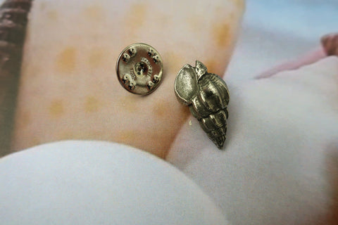 Seashell Lapel Pin