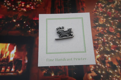 Sleigh Lapel Pin