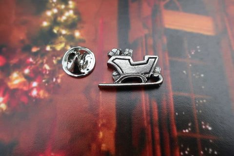 Sleigh Lapel Pin