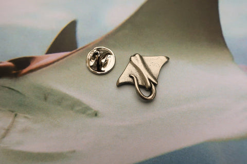Sting Ray Lapel Pin