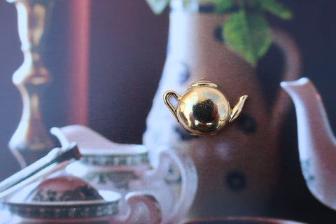 Teapot Gold Lapel Pin