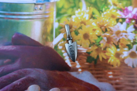 Trowel Lapel Pin
