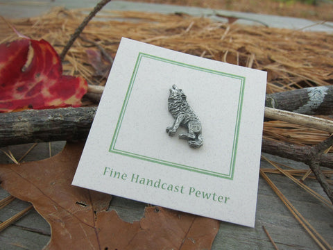 Wolf Lapel Pin